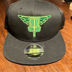 Disc Golf Trucker Cap Krushed basket Angel Wings black adjustable green yellow